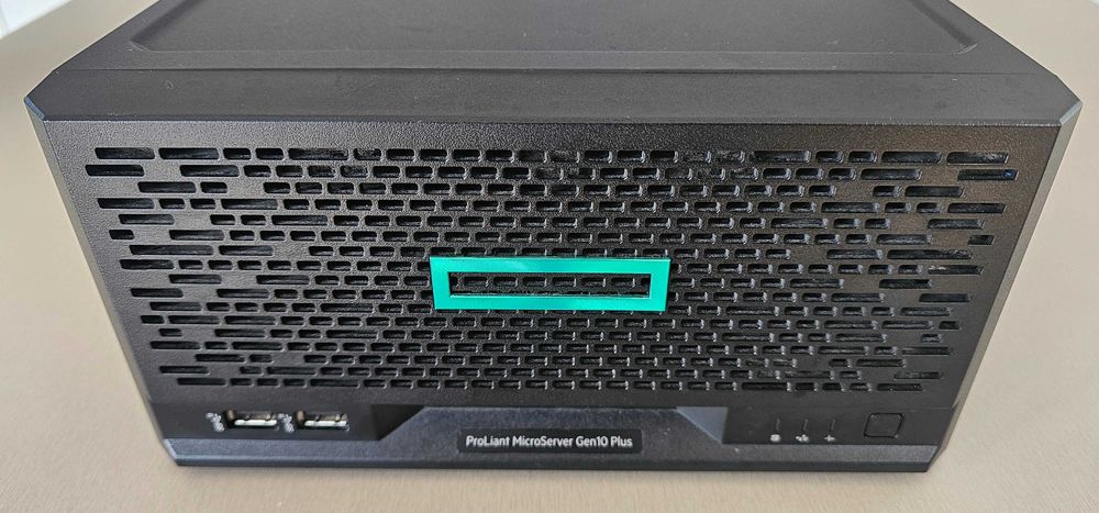 HPE MicroServer Gen10 Plus c/ 4× SSD 480GB