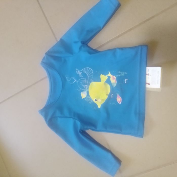Koszulka UPF 40+ na 68 cm nowa M&S