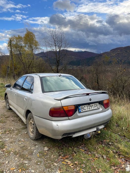 Продам мітсубіші карізму 1997р