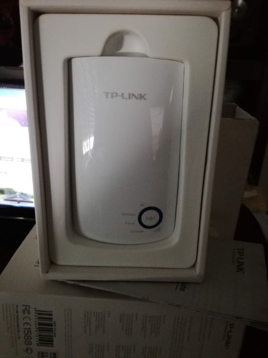 TP-LINK 300 Mbps Range Extender64286125884033121