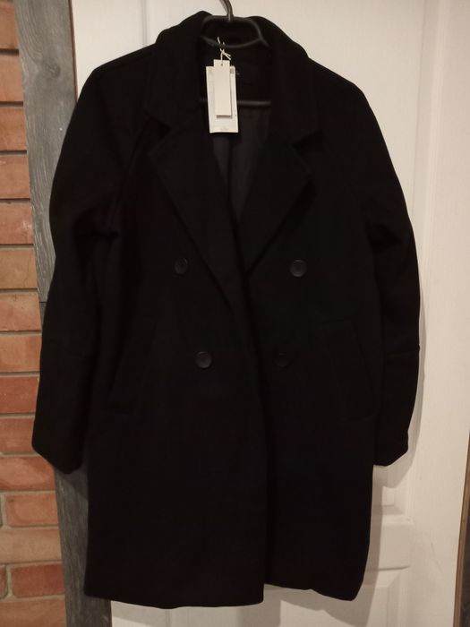 Пальто бренду Cropp розмір М нове