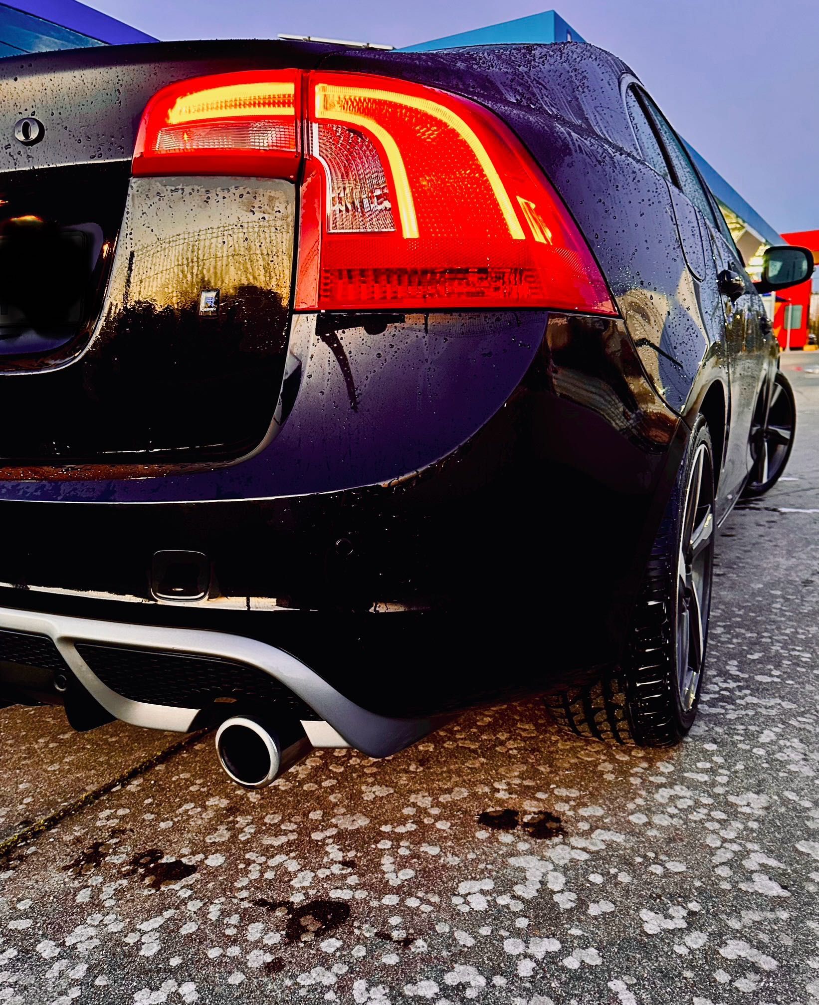 Volvo S60 R-Design D5 AWD (descida de preço )