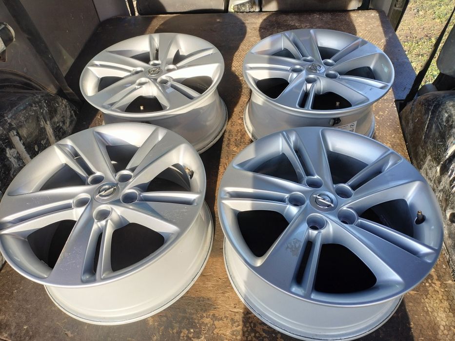 Alufelgi 17 cali opel Insignia b 5x115