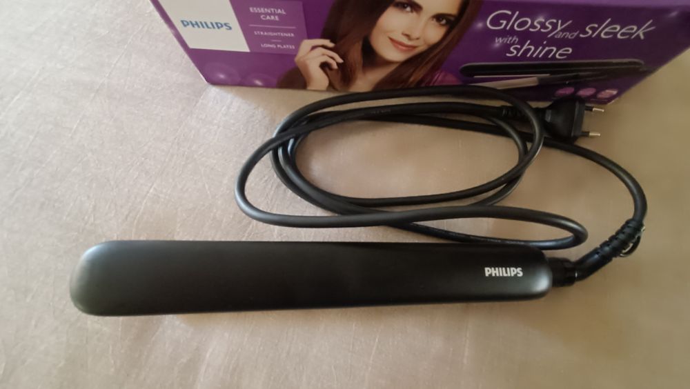 Prancha alisadora Philips - Nova