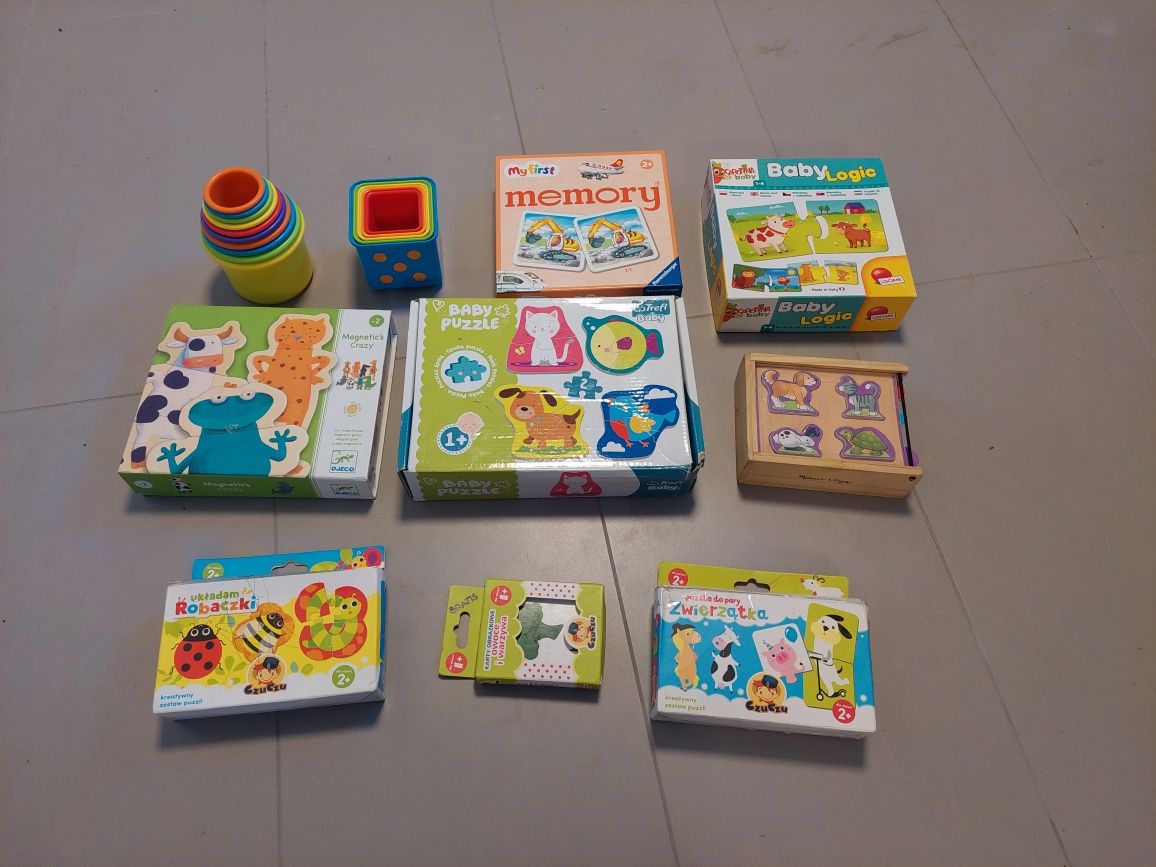 Zestaw zabawek (puzzle, gry, układanki)
