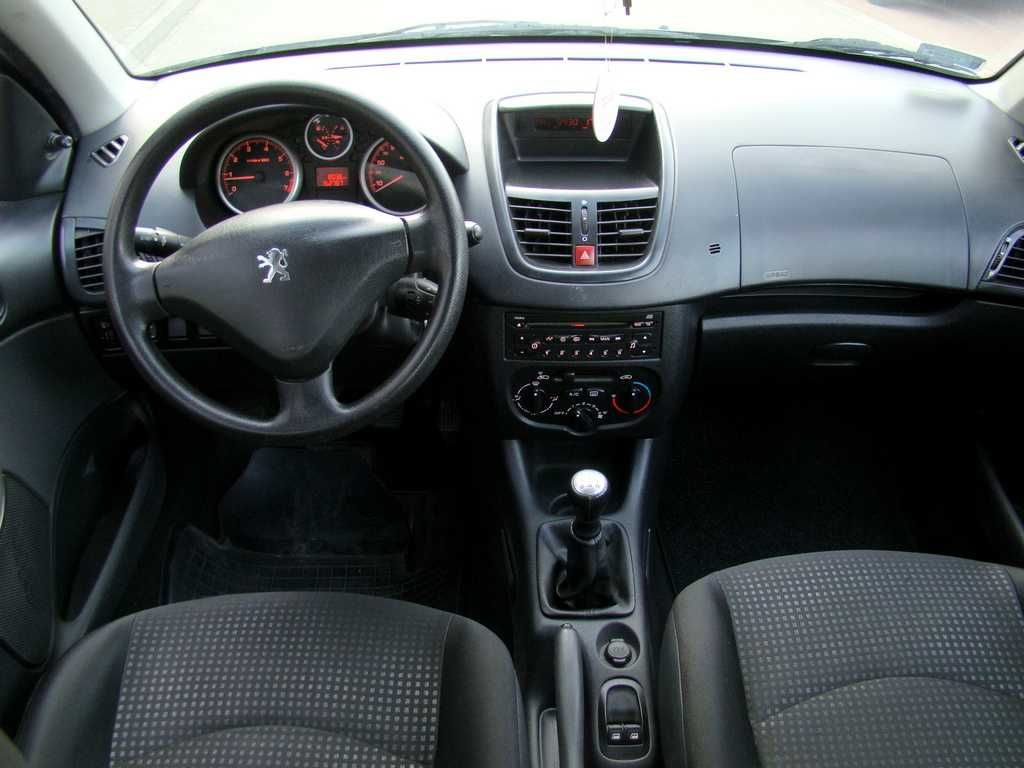 Śliczny Mieszczuch Peugeot 206PLUS/2009rok/1,1Benzynka/152tyś /Klima