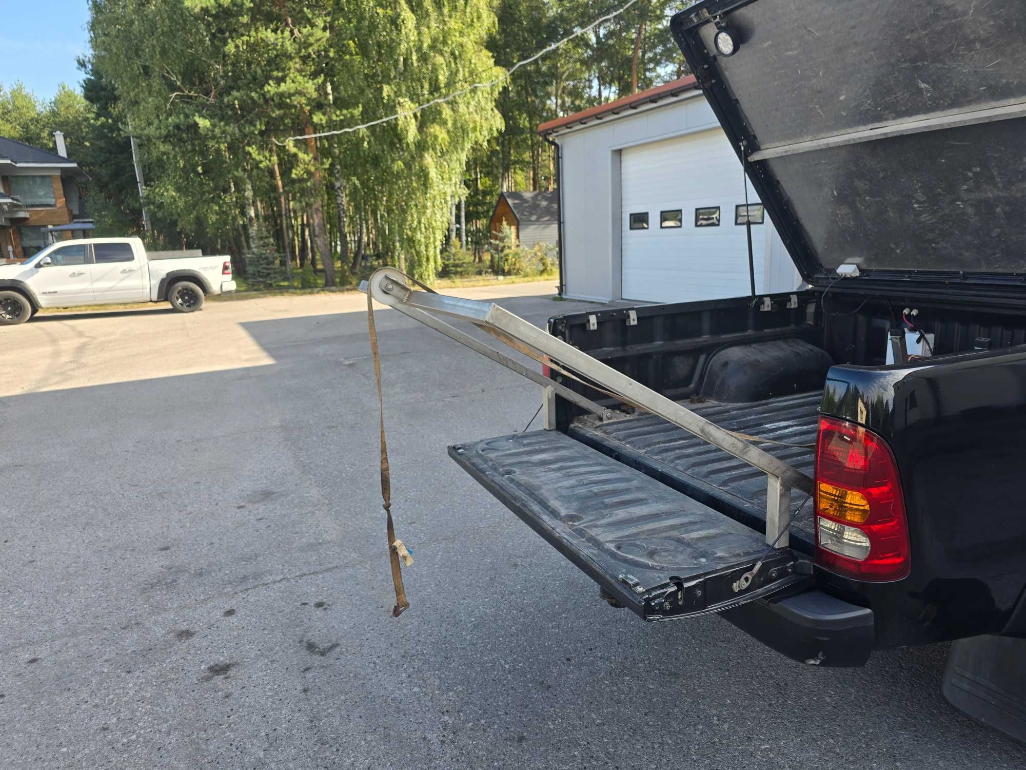 Toyota hilux 3.0 d4d automat