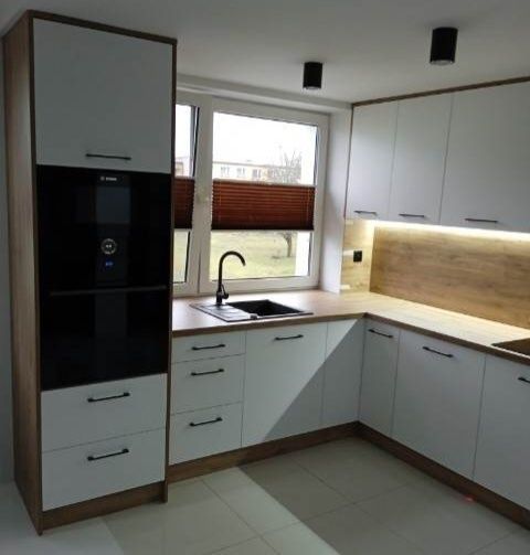 Meble na wymiar zamówienie kuchnie szafy garderoby meble biurowe