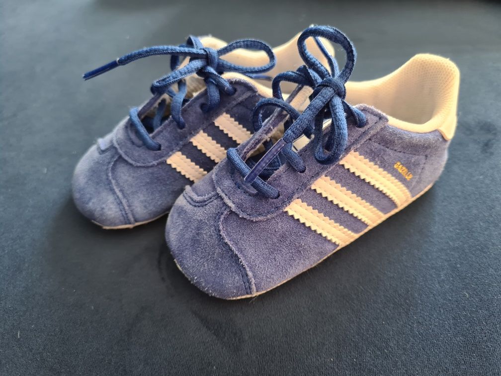 Niechodki Adidas Gazelle Grib r.20