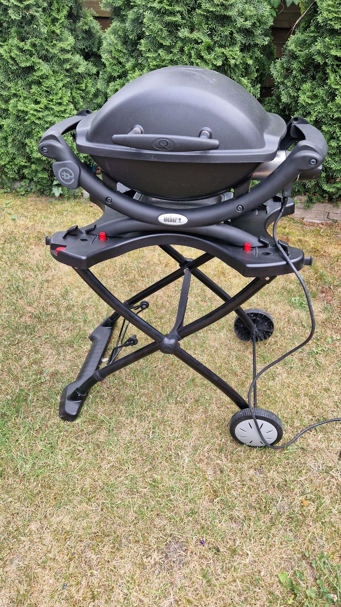 Grill elektryczny Weber q1400.