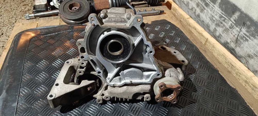 Роздатка BMW X1 E84 Роздатка Е84 Х1 Редуктор БМВ Х1 2.0 ATC 35L ШРОТ