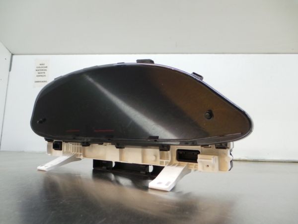 Quadrante / painel de instrumentos TOYOTA Yaris (_P9_)