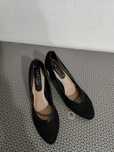 Sapato feminino camurça preto novo