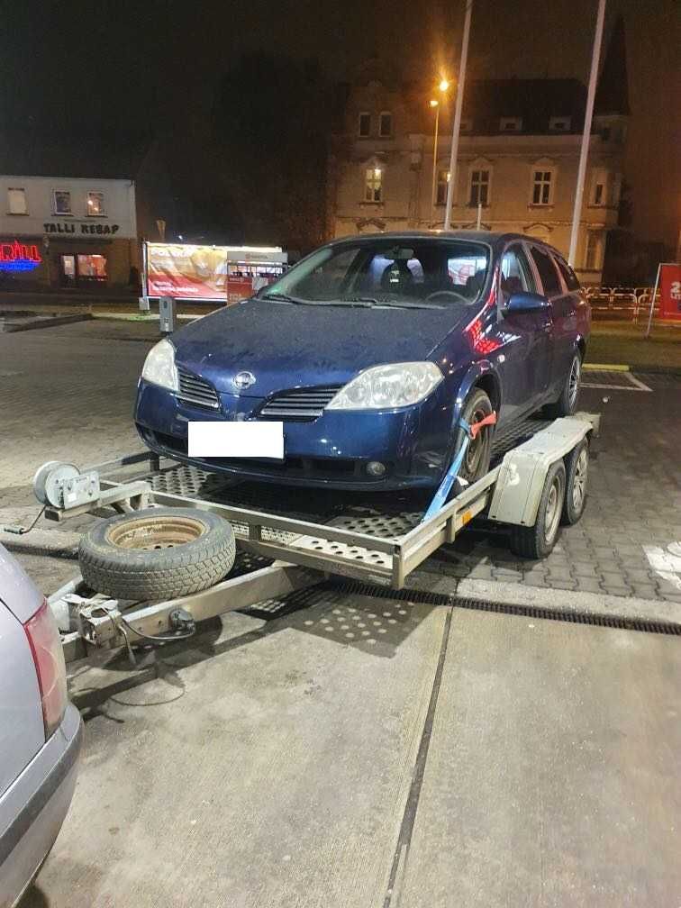 Nissan Primera P12 kombi kolor granatowy metali kod lak BW9G na części