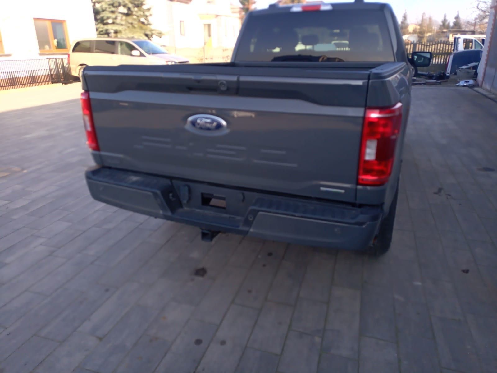 Ford F150 pickup 2021r
