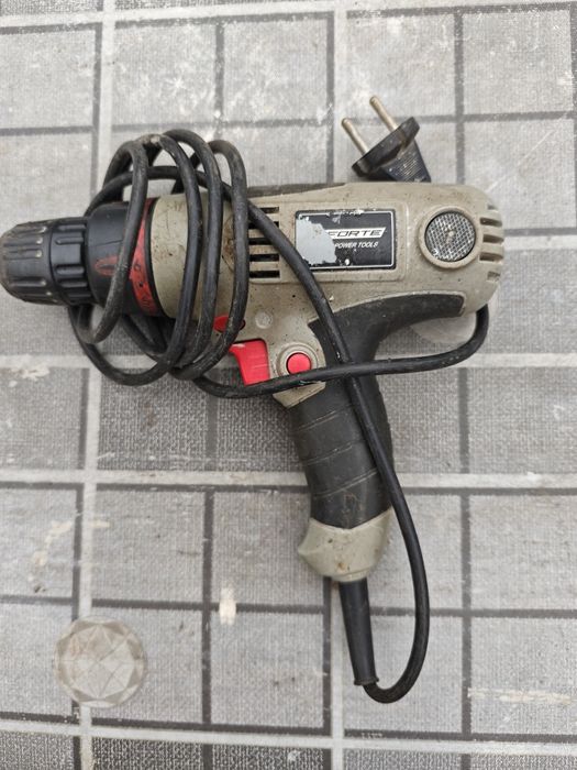 Шуруповерт Forte