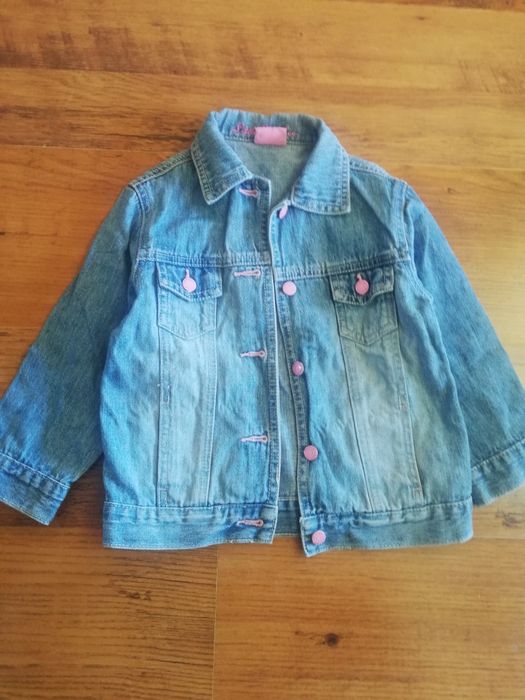 Piękna kurtka jeansowa dla dziewczynki