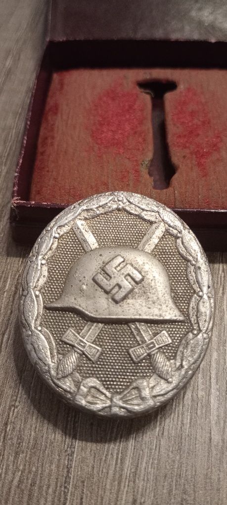 Militaria III Reich Wehrmacht Distintivo