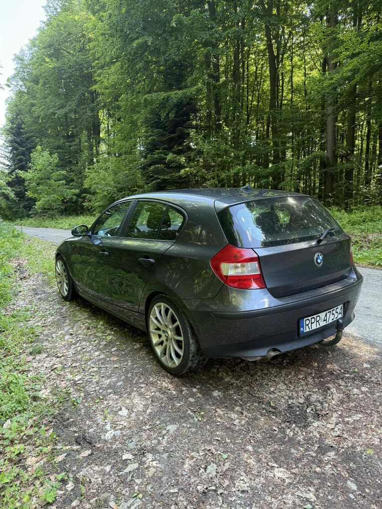 Samochód BMW e87 seria 1