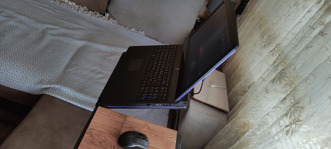 Ігровий ноутбук  Alienware 17R4, 1070 8gb, i7 7700HQ