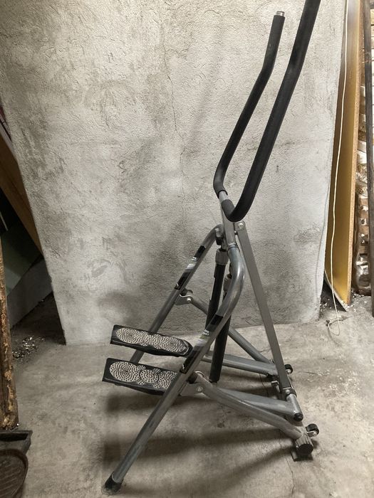 Rowerek do ćwiczeń