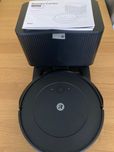 Aspirador iRobot Roomba combo aspiração e lavagem