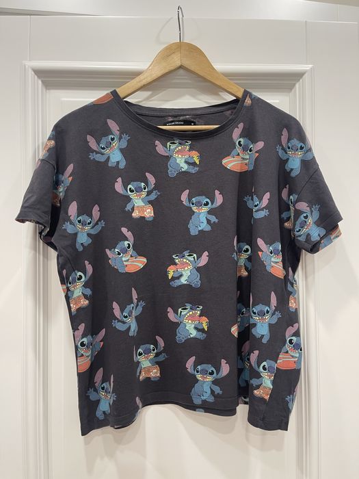 Пакет жіночого одягу, S-M. Джинси Левайс, толстовка, 2 футболки