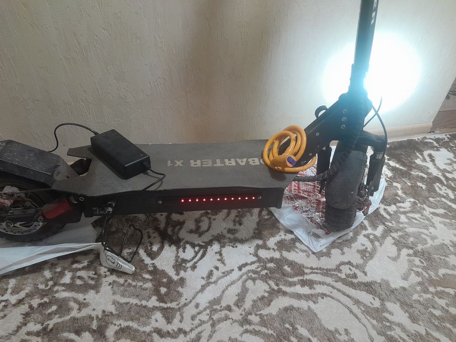 Електросамокат OBARTER X1
