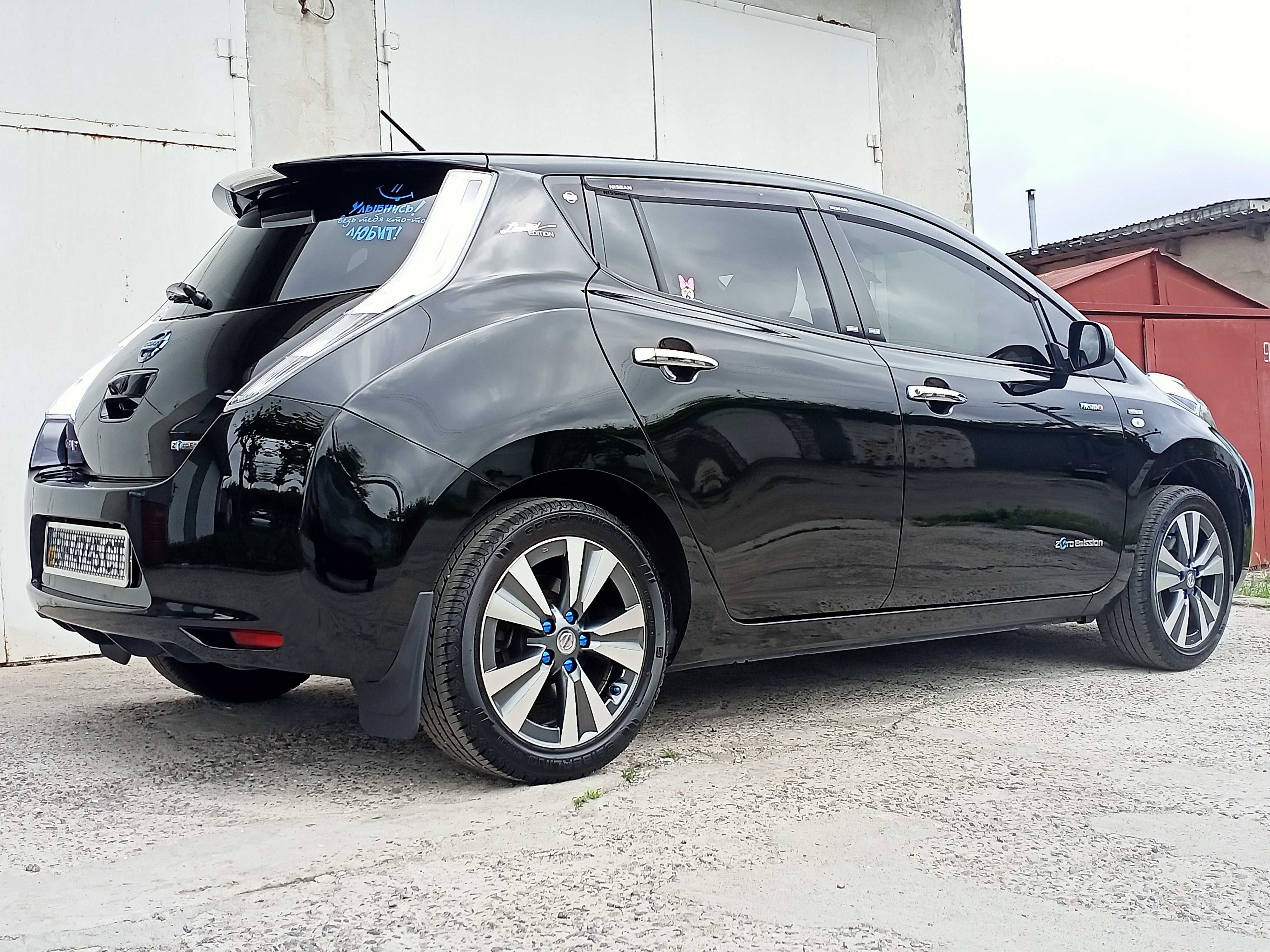 Продам свой NISSAN LEAF - электро, в идеальном состоянии!