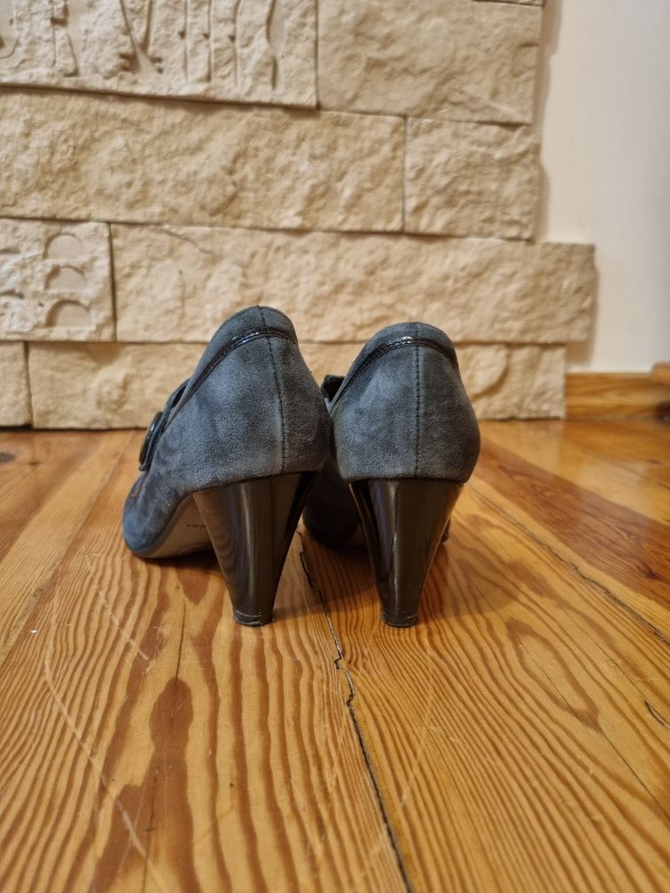 Buty na obcasie, zamszowe, rozmiar 36, Syrena
