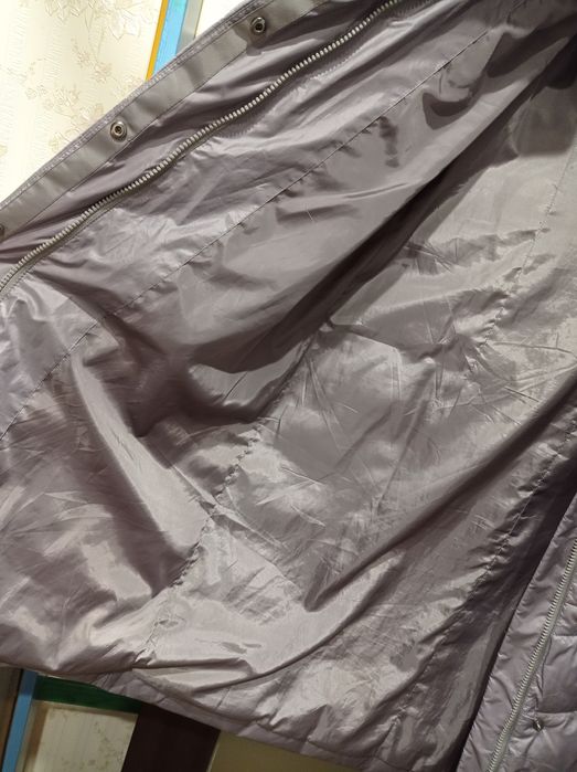 Пуховик на холлофайбері, дуже теплий!