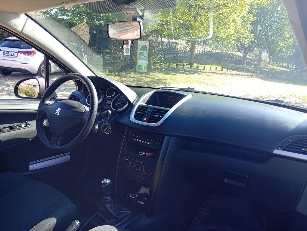 Peugeot 207 1.4 HDI