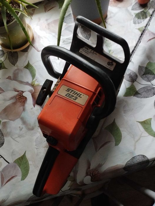Pilarka spalinowa Stihl 023