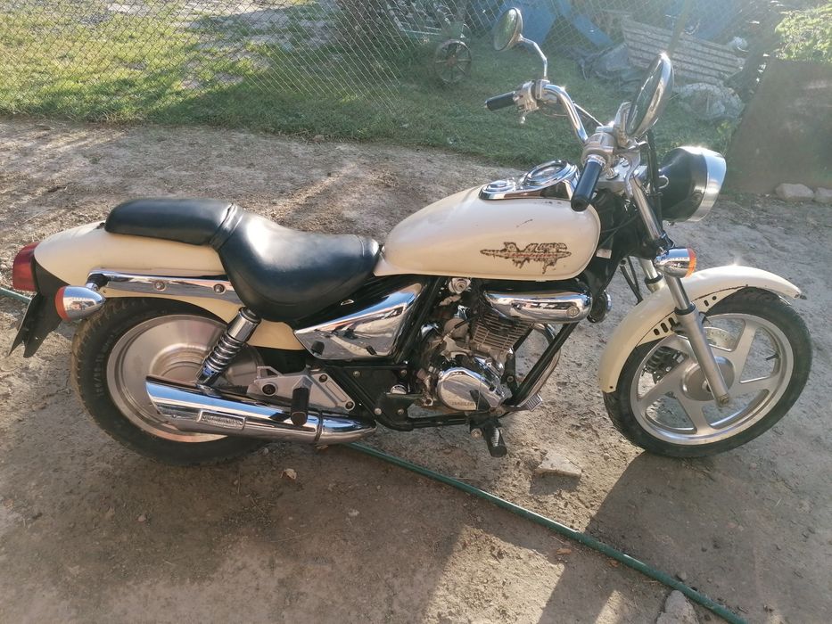 Продам мотоцикл Daelim 125