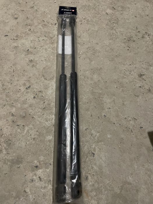 Амартизатори багажника для шкоди октавіа тур