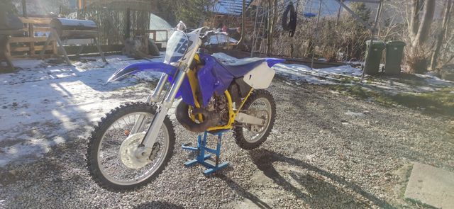 Yamaha yz 250 
Motor po odbudowie.
2 mth po generalnym remo