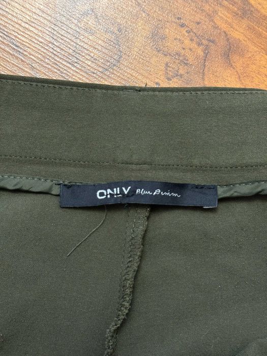 Spodnie materiałowe cargo bojówki khaki moro Only rozmiar L 40