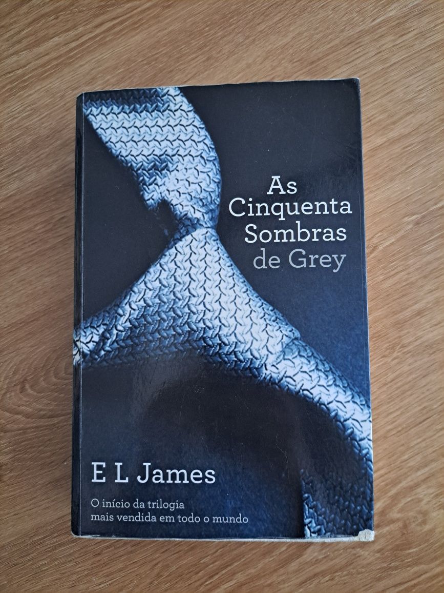 Livro "as 50 sombras de grey"