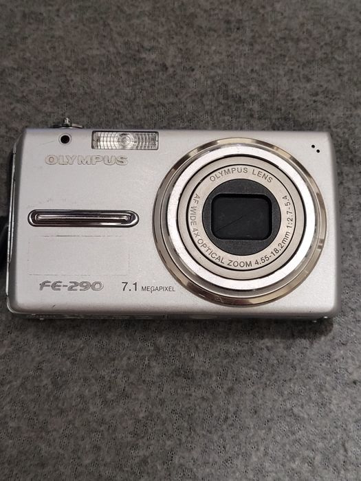 Цифровой фотоапарат ОLYMPUS