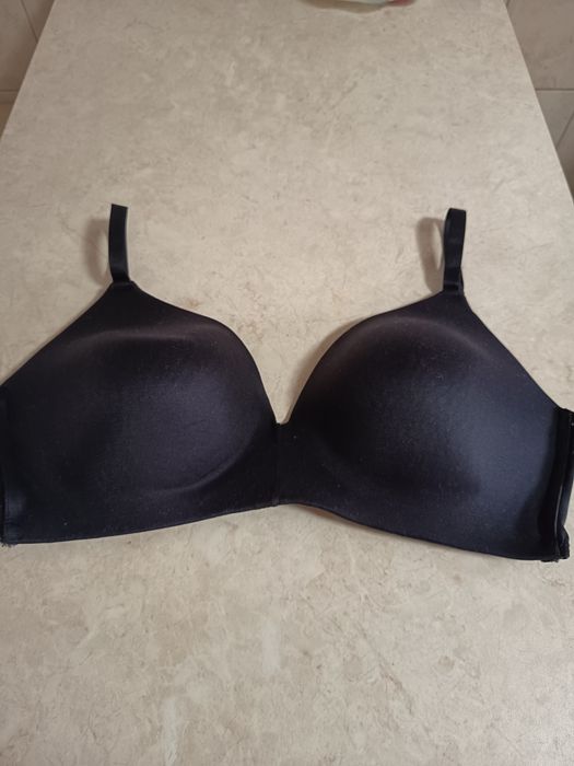 Stanik biustonosz 80 G Primark czarny