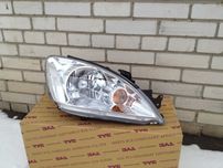 Фара MITSUBISHI LANCER IX 04-08 Фары lancer 9 Зачасти