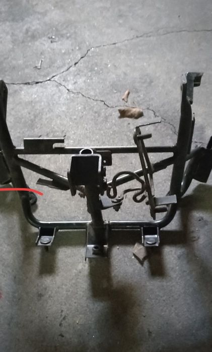 Peças variadas para KYMCO donwtonw 125 ou 300