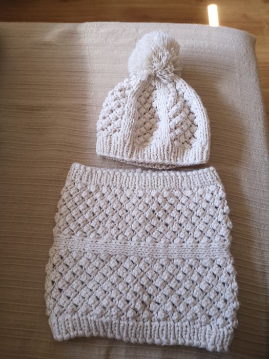 Gorro + gola sem uso