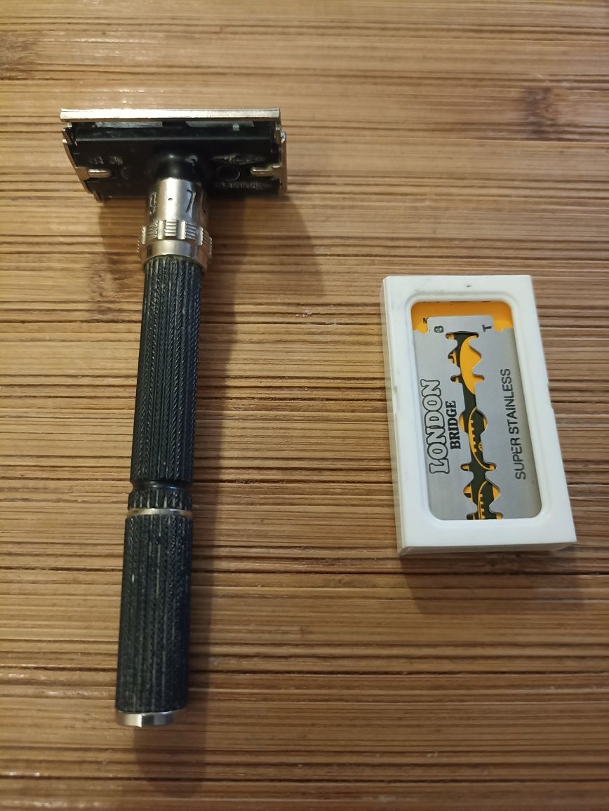 Станок для гоління Gillette