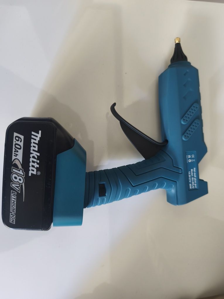 Pistolet do kleju 18v na baterie Makita