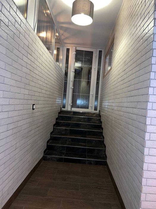 Продаж приміщення разом з готовим бізнесом