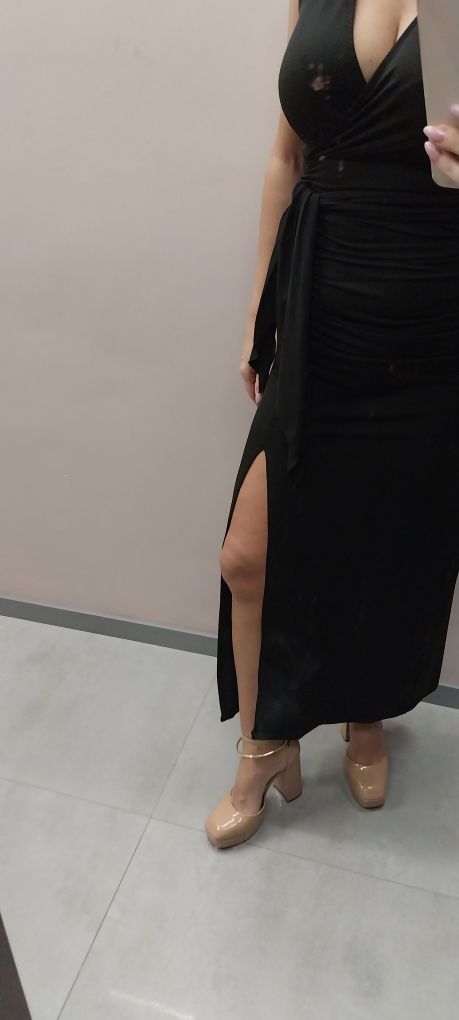 Elegancka długa sukienka