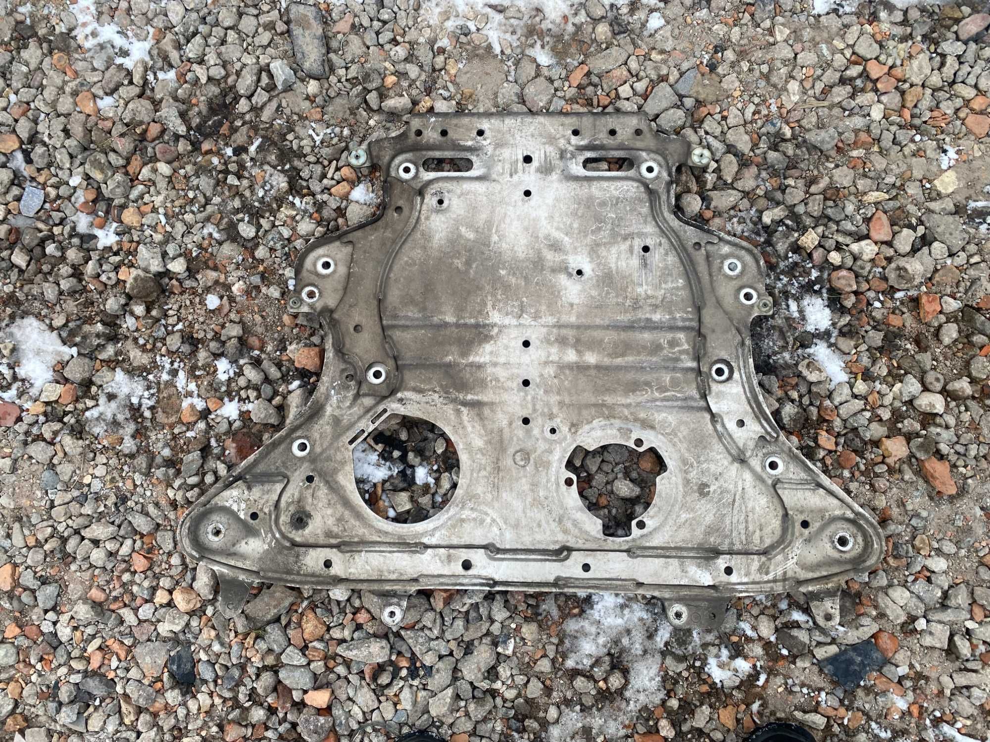 Oryginał osłona podwozia blacha pod silnik xdrive BMW G30 G31 G11 G14
