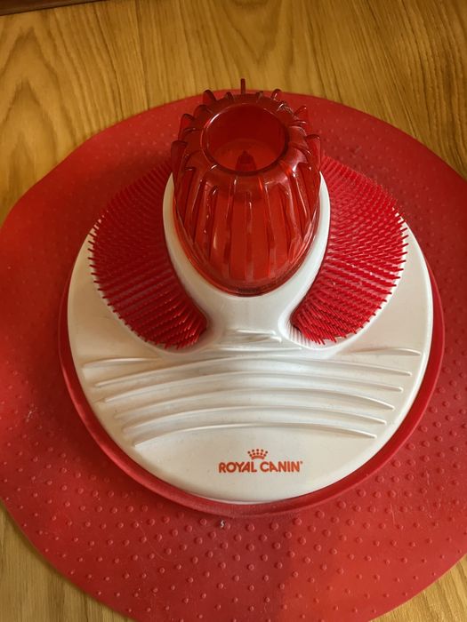 Іграшка для котів Royal canin