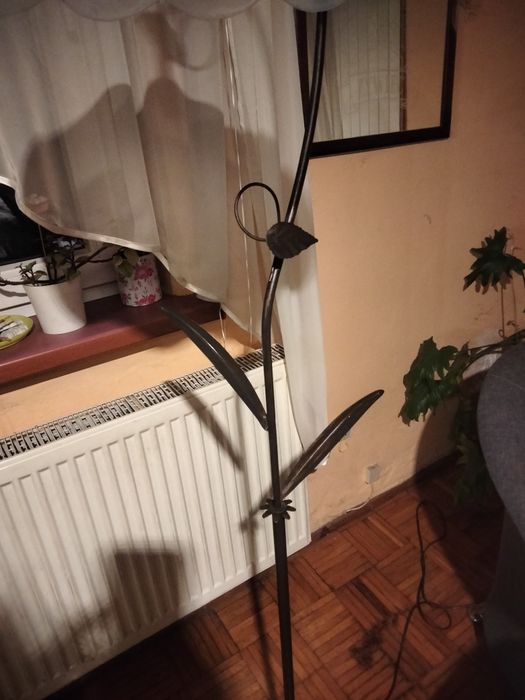 Lampa stojąca szkło